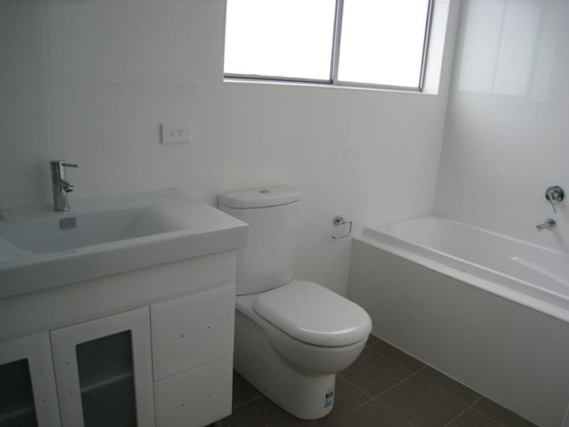 5/127 Old Kent Road, Greenacre NSW 2190