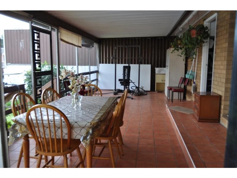 2c Birdwood Road, Georges Hall NSW 2198