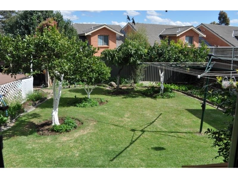 2c Birdwood Road, Georges Hall NSW 2198