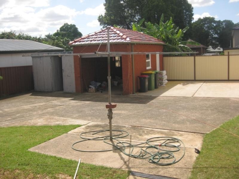 14 Gail Place, Bankstown NSW 2200