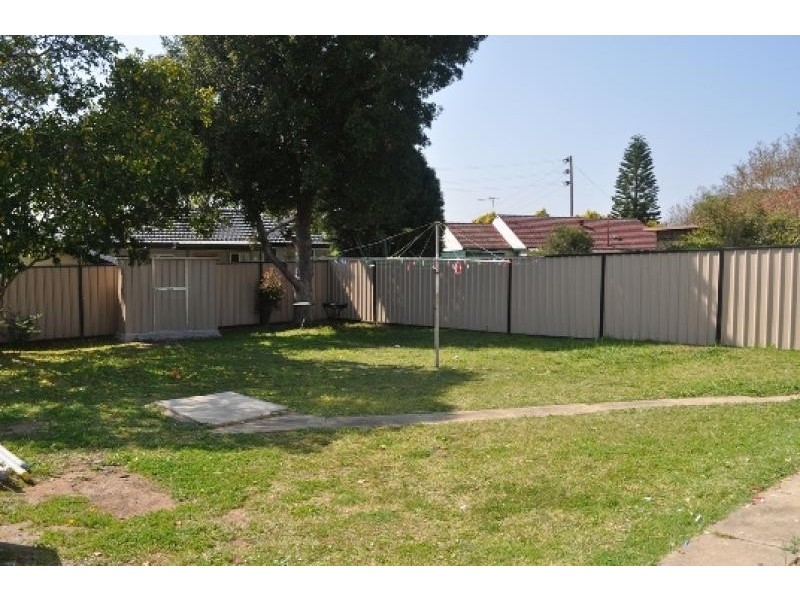 34 Treuer Parade, Yagoona NSW 2199