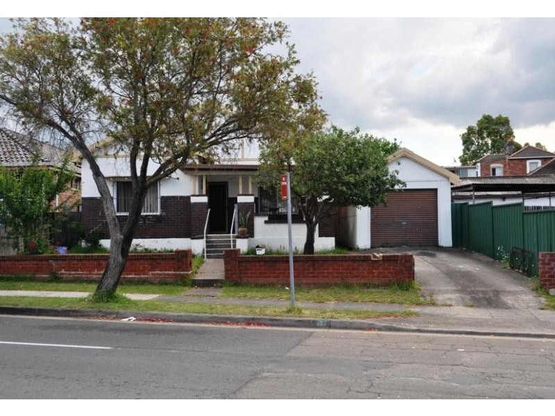 1 Oxford Avenue, Bankstown NSW 2200