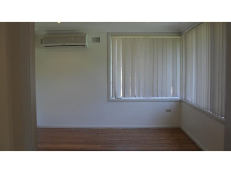 115 FLINDERS ROAD, Georges Hall NSW 2198