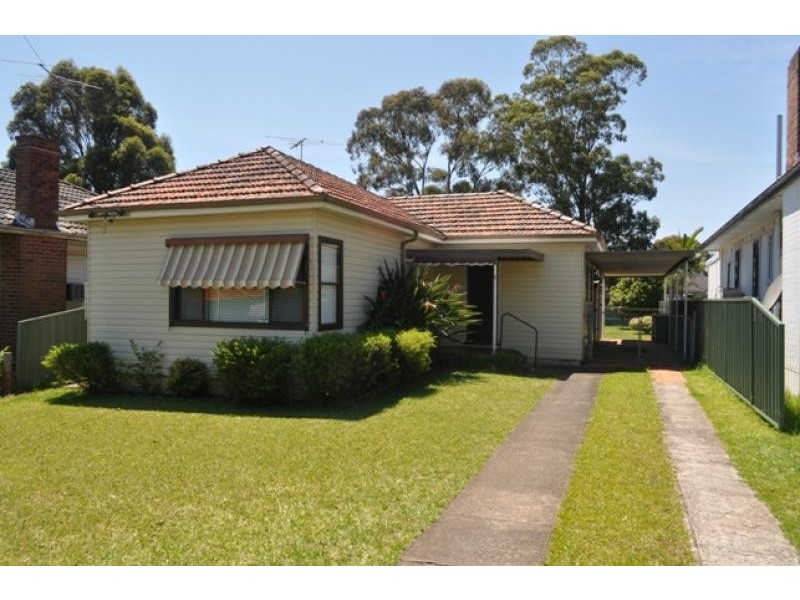 33 Ferndell Street, Chester Hill NSW 2162