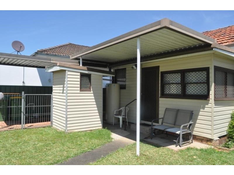 33 Ferndell Street, Chester Hill NSW 2162