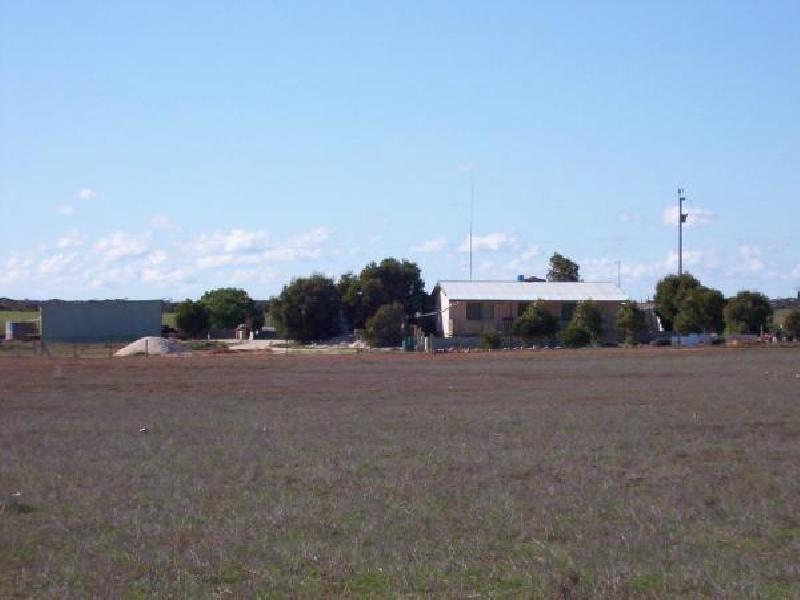 23 KMS SOUTH EAST OF CEDUNA, Ceduna SA 5690