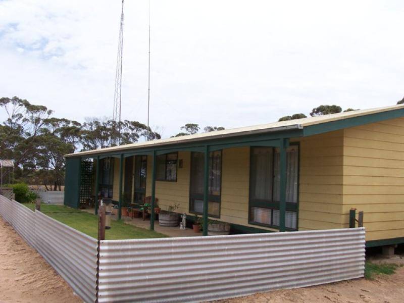 WARRACHIE, Lock SA 5633