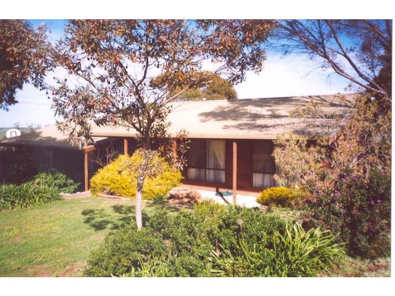 5 BELMONT CRESCENT, Maitland SA 5573