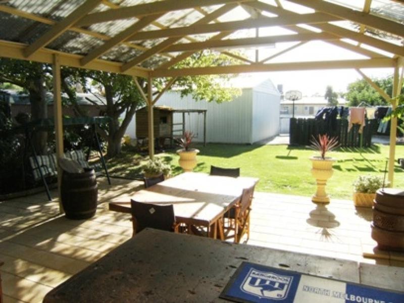 32 POPLAR AVENUE, Keith SA 5267