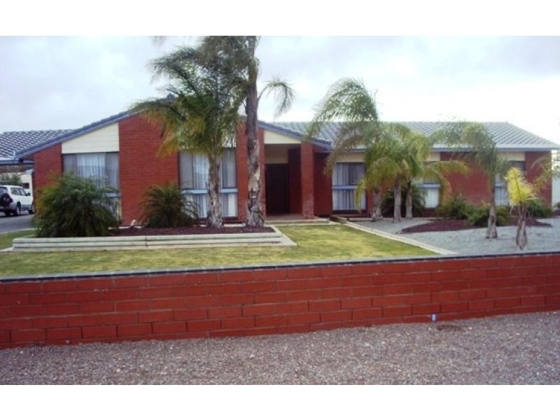 13 CHRISTOPHER STREET, Ceduna SA 5690