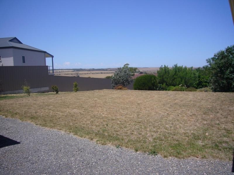 4 CLINTON ROAD, Maitland SA 5573