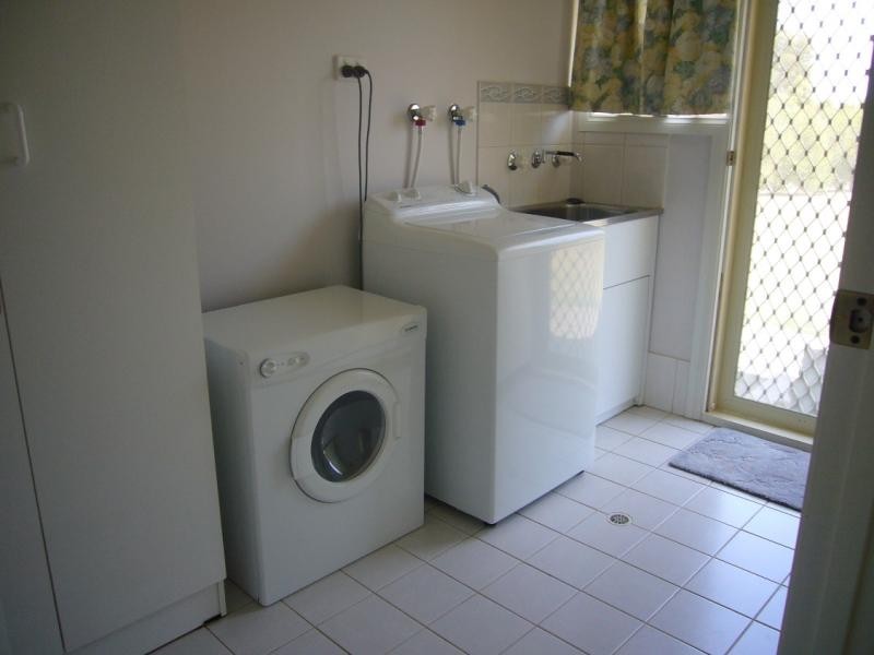 4 CLINTON ROAD, Maitland SA 5573