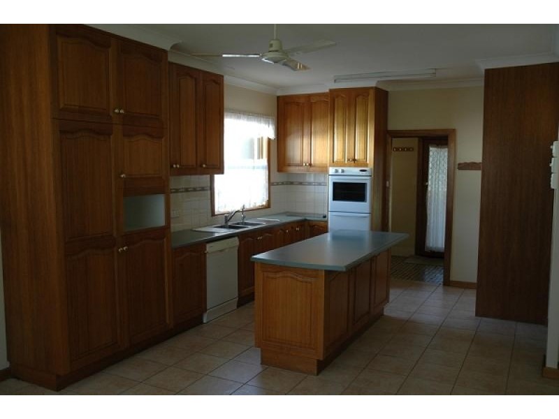 3 GOUGH STREET, Kingston Se SA 5275