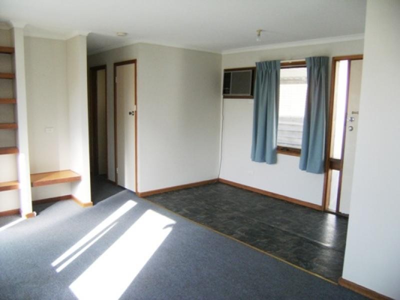 37 Tolmer Tce, Bordertown SA 5268