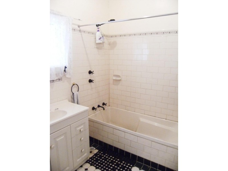 16 Poplar Ave, Keith SA 5267