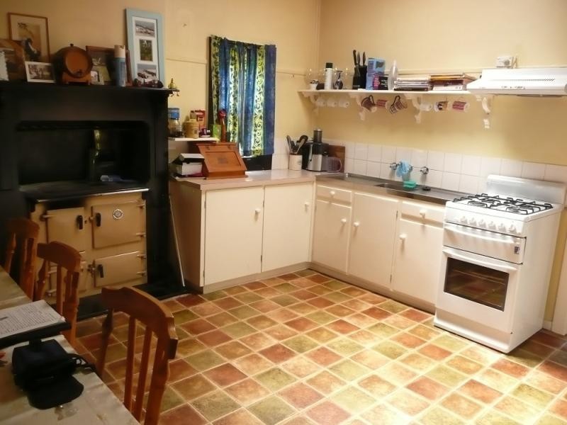 9 Humphris Avenue, Naracoorte SA 5271