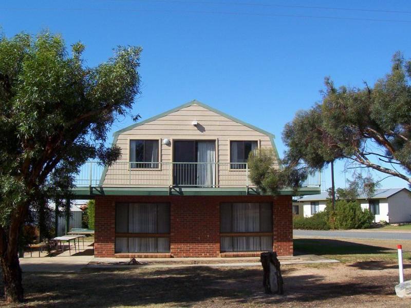39 WHITING ROAD, Fisherman Bay SA 5522
