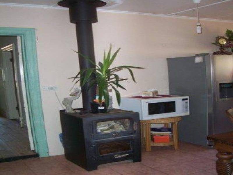 2 COLTON STREET, Crystal Brook SA 5523