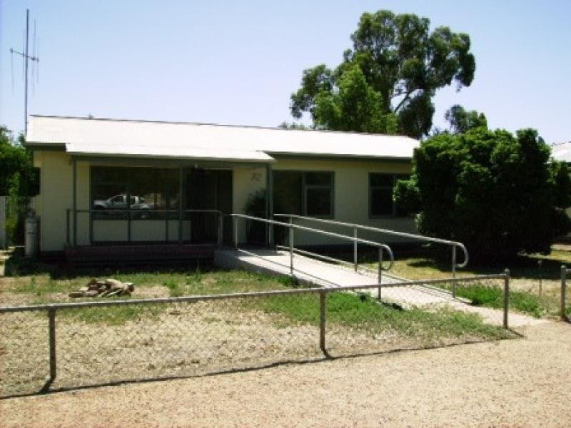 72 FIFTH STREET, Gladstone SA 5473