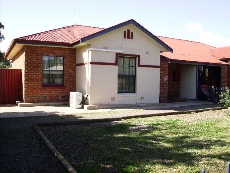 8 Robinson Street, Port Pirie SA 5540