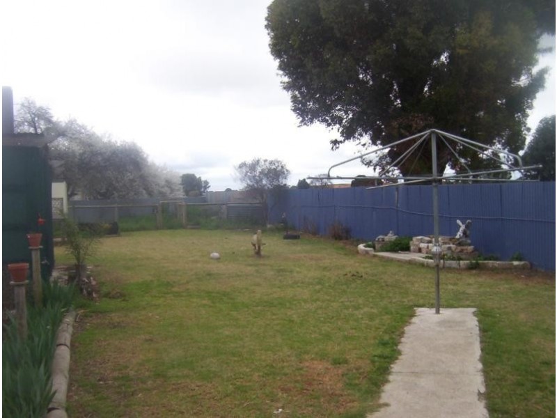 11 Rule Street, Naracoorte SA 5271