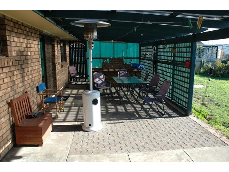 6 Dowdy Street, Kingston Se SA 5275