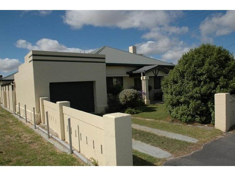 83 Agnes Street, Kingston Se SA 5275