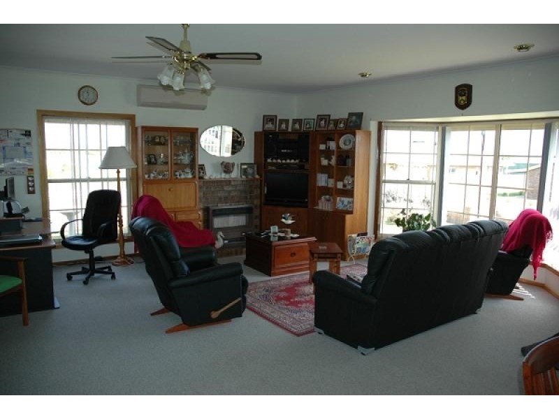 208 Cooke Street, Kingston Se SA 5275