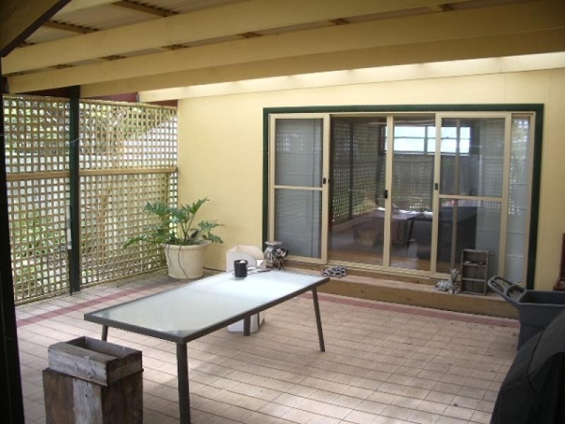 11 James Street, Kingston Se SA 5275