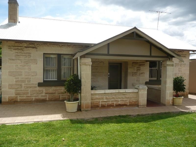 112 Jenkins Terrace, Naracoorte SA 5271