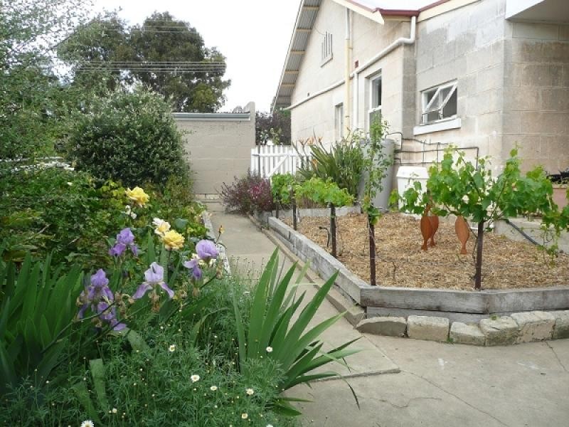 112 Jenkins Terrace, Naracoorte SA 5271