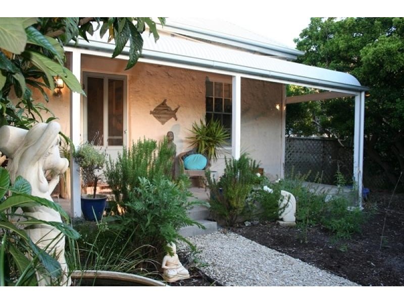 2 A Dening Street, Robe SA 5276