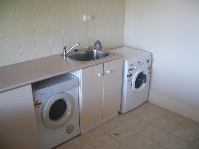 25 McFarlane Street, Kingston Se SA 5275