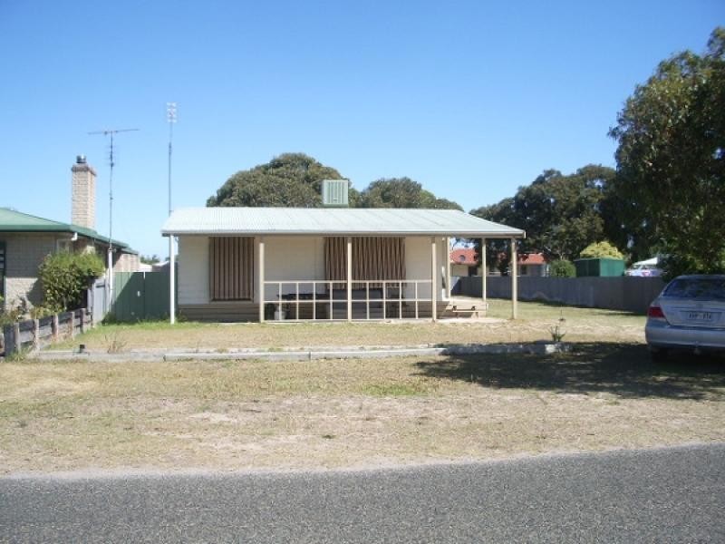 10 Tobruk Avenue, Robe SA 5276