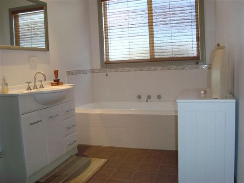 1 Watson Street, Kingston Se SA 5275