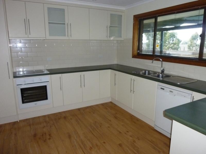 25 Pinkerton Road, Naracoorte SA 5271