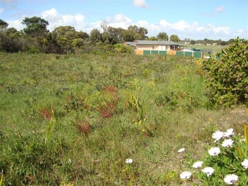 11 Main South Eastern Road, Robe SA 5276