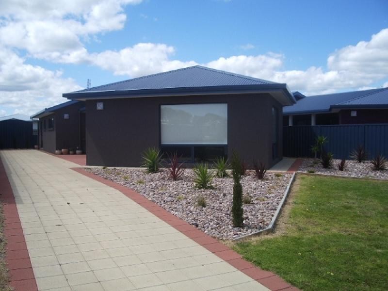 4B & 6 Lapwing Avenue, Robe SA 5276