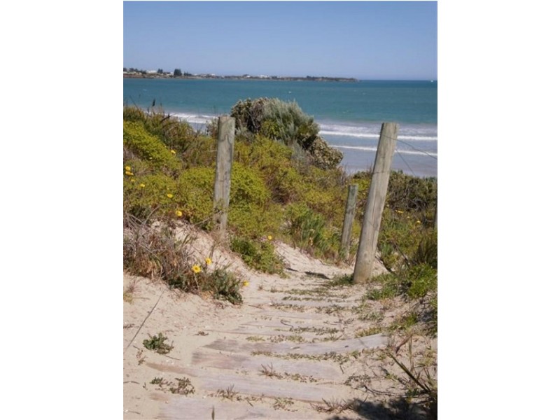 Lot 102 O’Byrne Avenue, Robe SA 5276