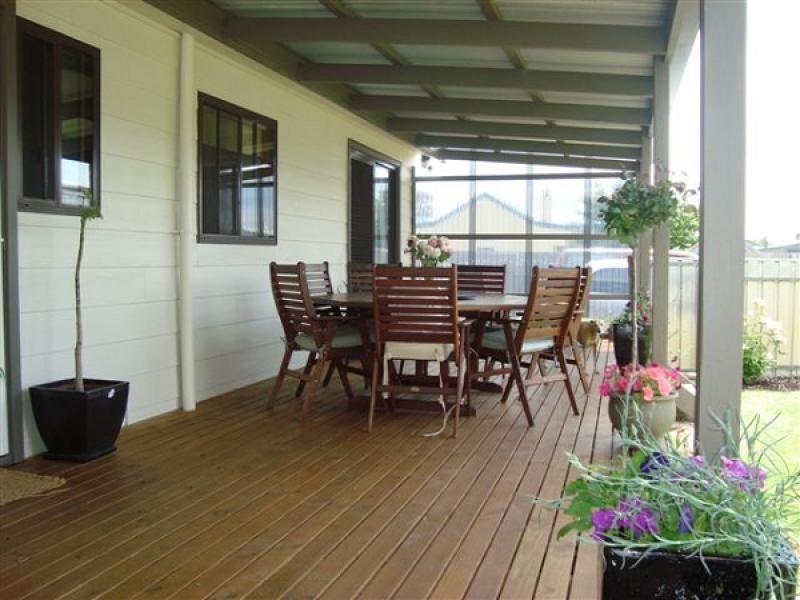 4 Clarke Street, Kingston Se SA 5275