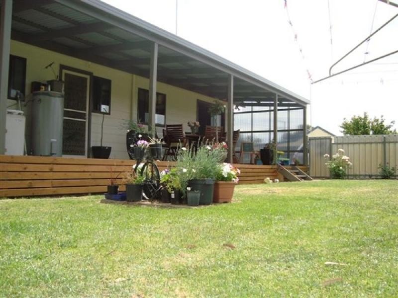 4 Clarke Street, Kingston Se SA 5275