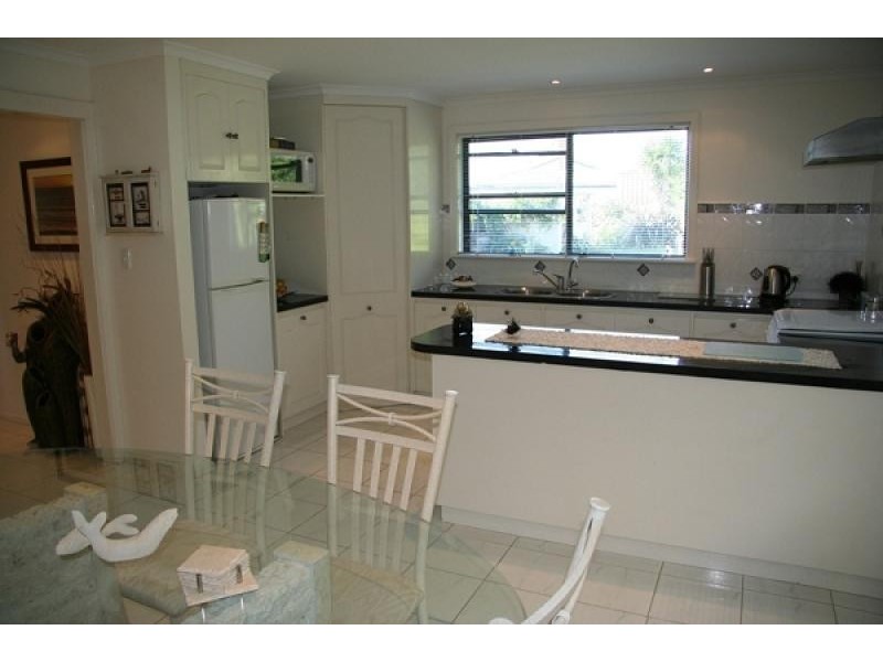 7 Thompson Road, Robe SA 5276
