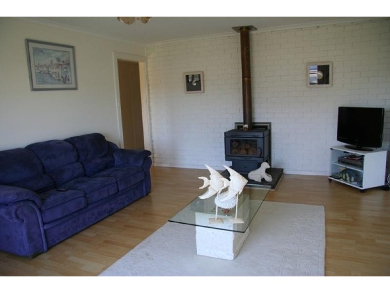 7 Thompson Road, Robe SA 5276