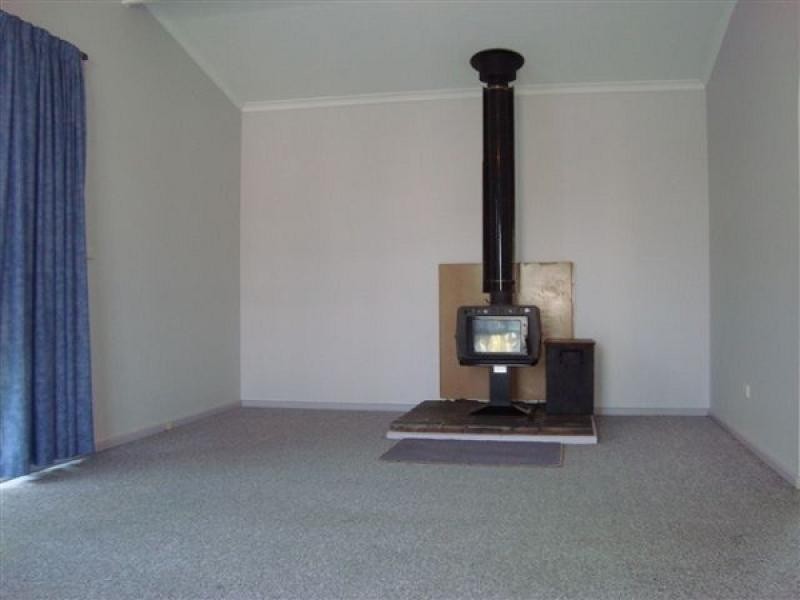 13 Young Street, Kingston Se SA 5275