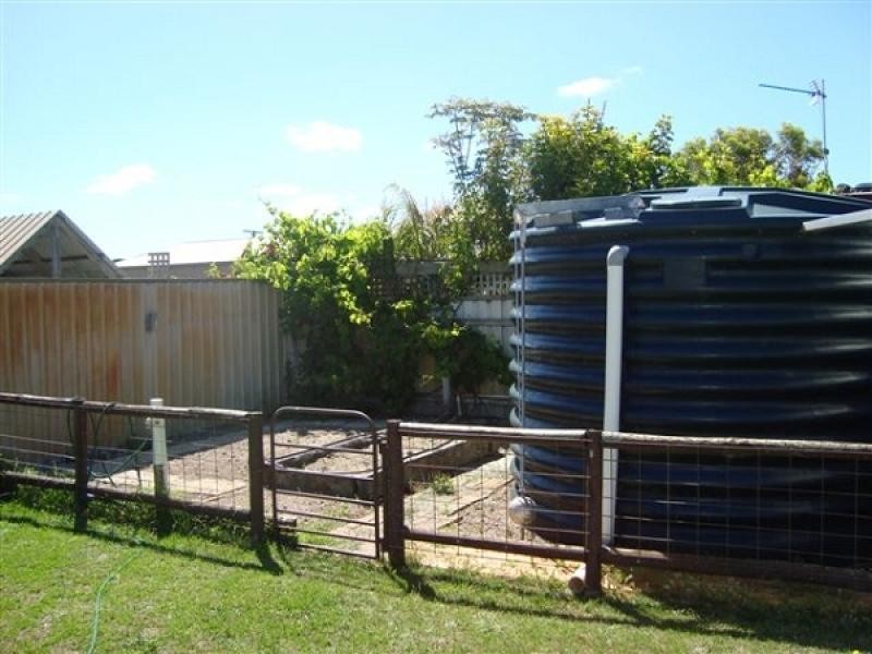 13 Young Street, Kingston Se SA 5275