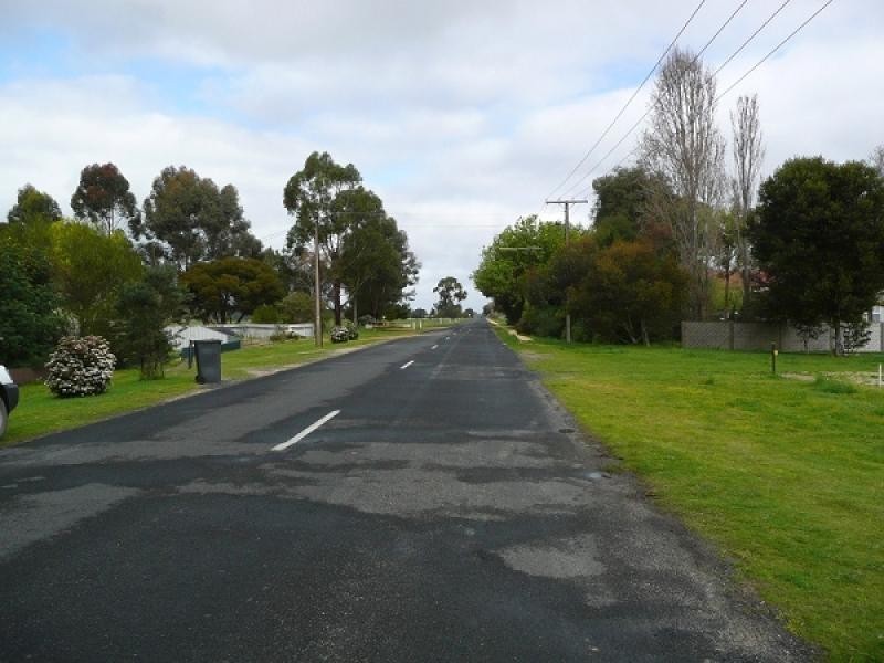 16 Caves Road, Naracoorte SA 5271