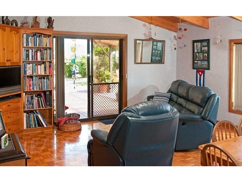 13 Janet Street, Kingston Se SA 5275