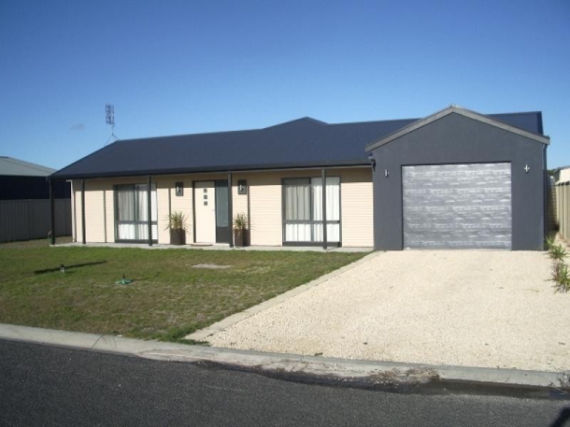 13 Peter McQueen Avenue, Robe SA 5276