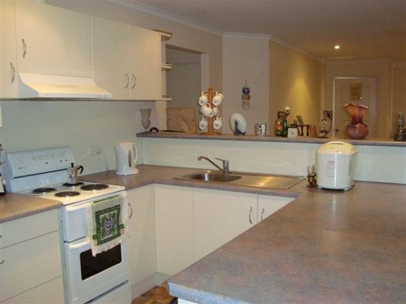 6 Barber Street, Kingston Se SA 5275