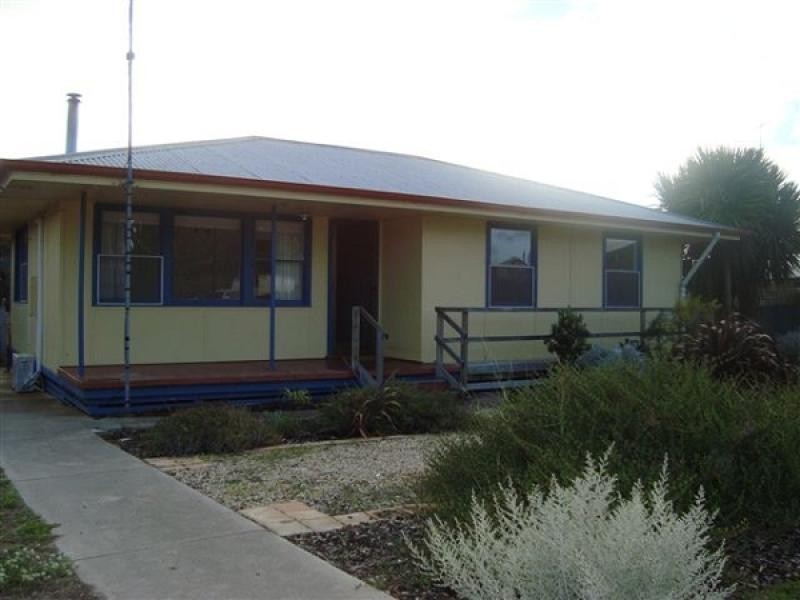 1 Redman Crescent, Kingston Se SA 5275